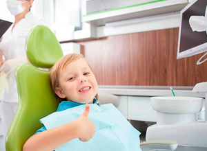 Niño en odontología